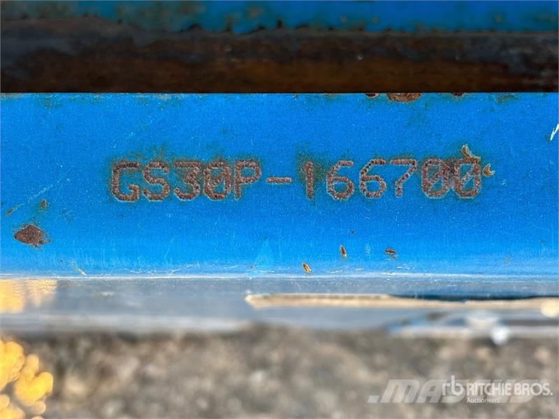 Genie GS1930 Electric Scissor Lift (Inoperable) رافعات مقصية الشكل