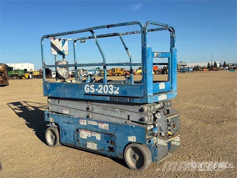 Genie GS2032 Electric Scissor Lift Scissor lifts