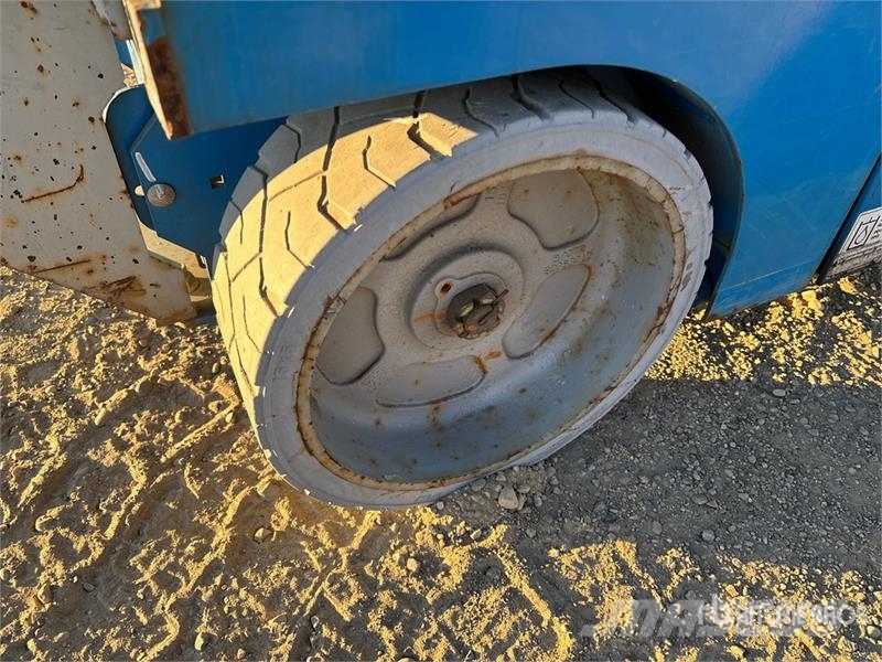 Genie GS2632 Electric Scissor Lift (Inoperable) رافعات مقصية الشكل