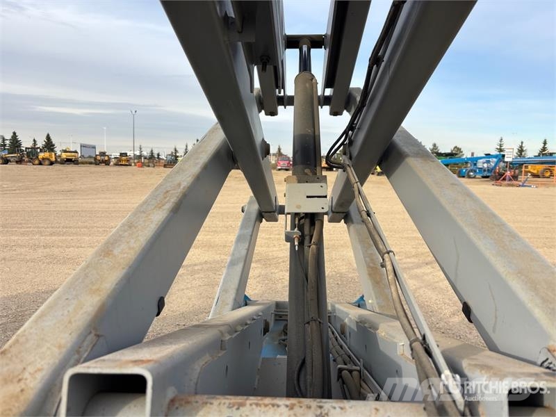 Genie GS2632 Electric Scissor Lift Scissor lifts
