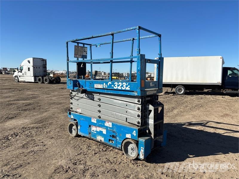 Genie GS3232 Electric Scissor Lift Piattaforme a pantografo