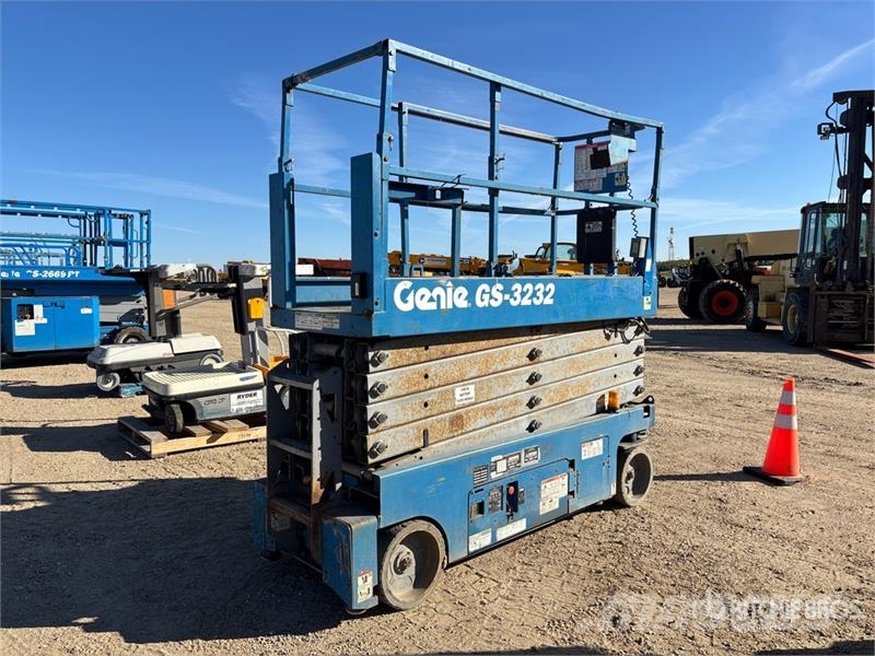 Genie GS3232 Electric Scissor Lift Ollós emelők