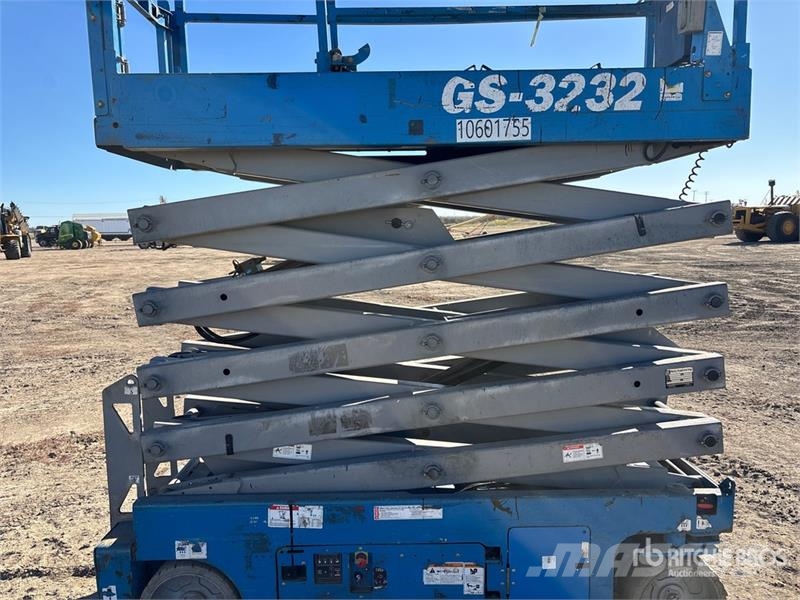 Genie GS3232 Electric Scissor Lift Piattaforme a pantografo