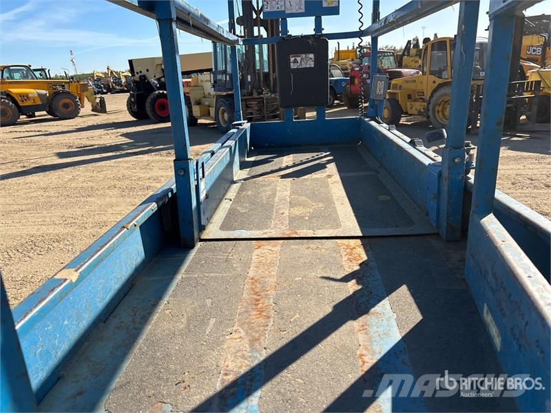 Genie GS3232 Electric Scissor Lift Ollós emelők