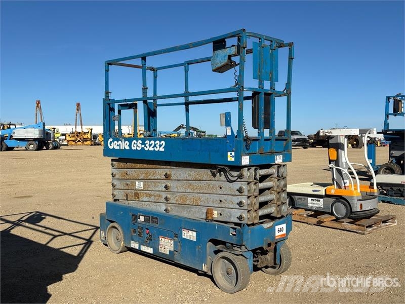 Genie GS3232 Electric Scissor Lift Ollós emelők