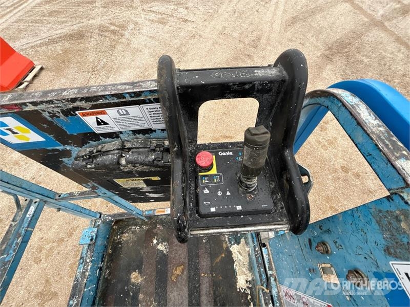 Genie GS3246 Electric Scissor Lift رافعات مقصية الشكل