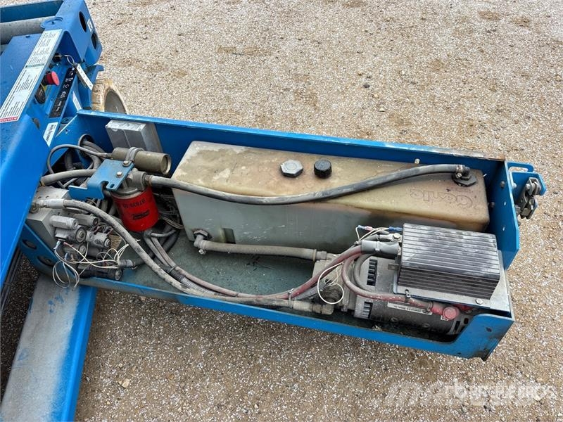 Genie GS3246 Electric Scissor Lift رافعات مقصية الشكل