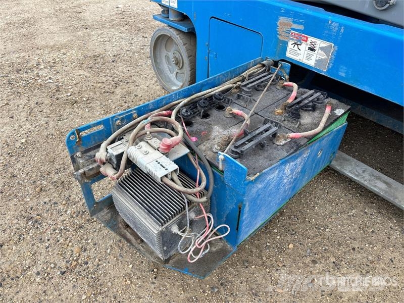 Genie GS3246 Electric Scissor Lift Ollós emelők