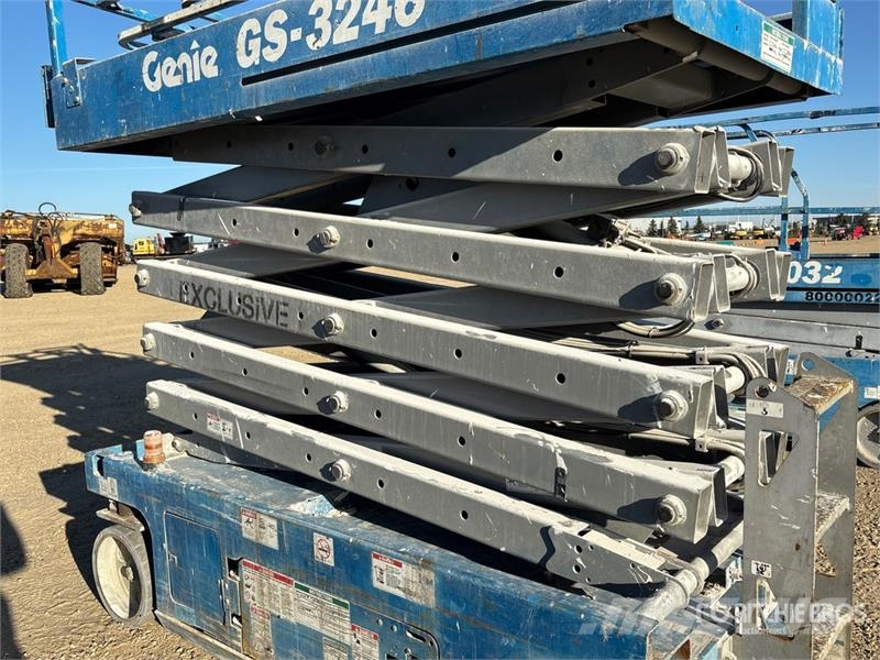 Genie GS3246 Electric Scissor Lift Ollós emelők