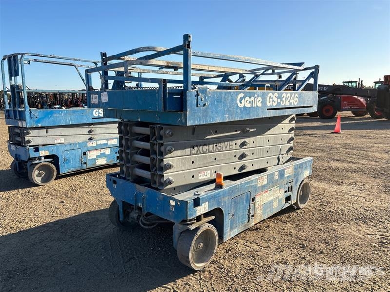 Genie GS3246 Electric Scissor Lift Ollós emelők