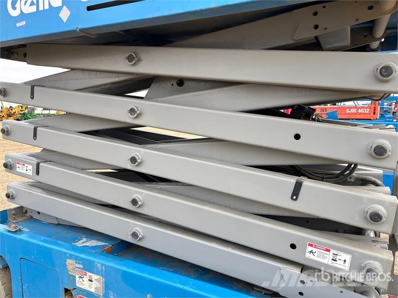 Genie GS3246 Electric Scissor Lift Ollós emelők