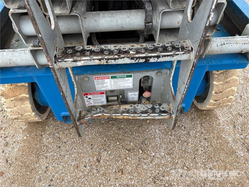 Genie GS3246 Electric Scissor Lift رافعات مقصية الشكل