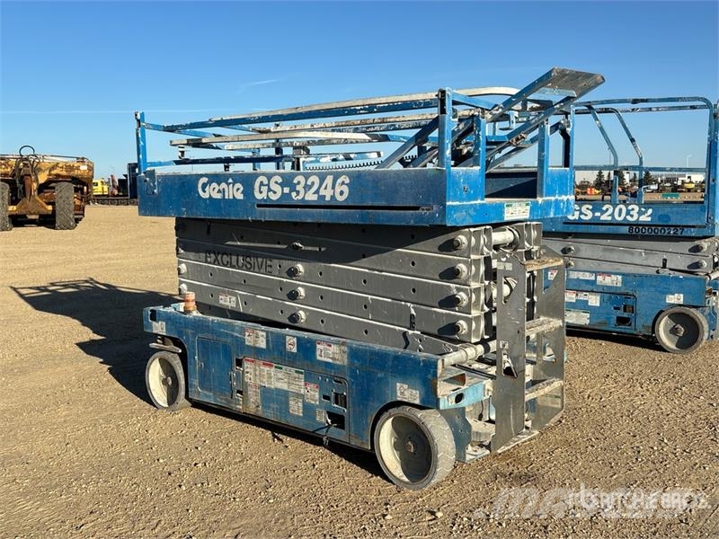 Genie GS3246 Electric Scissor Lift Ollós emelők