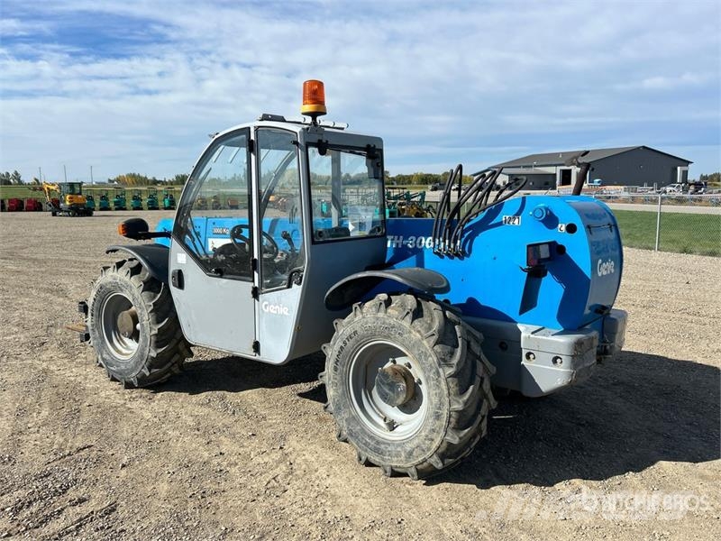 Genie GTH-3007 Telehandler Verreikers