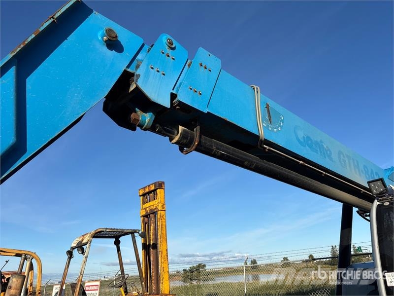 Genie GTH-842 Teleskopiskie manipulatori