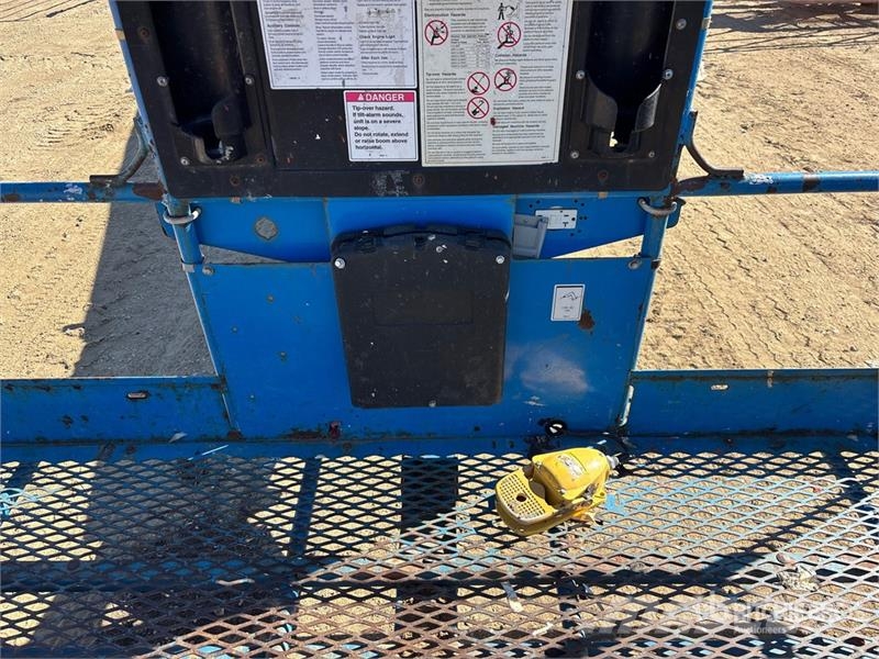 Genie S-100 4WD Diesel Telescopic Boom Lift رافعات سلة تلسكوبية