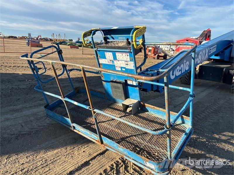 Genie S-80X 4WD Diesel Articulating Boom Lift Zglobne dvižne ploščadi