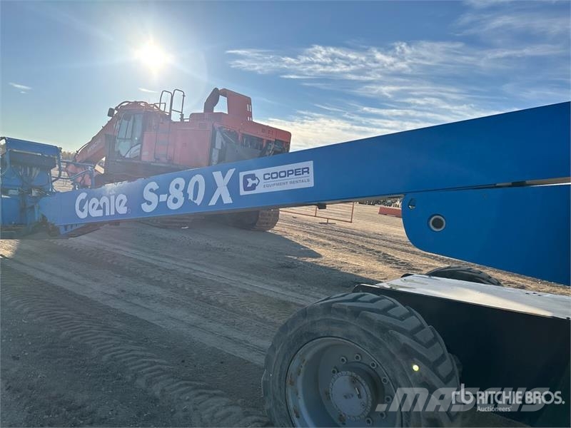 Genie S-80X 4WD Diesel Articulating Boom Lift Zglobne dvižne ploščadi