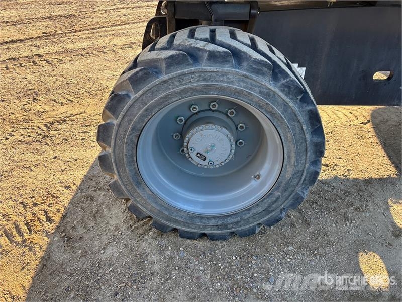 Genie S-85 T4F 4WD Diesel Telescopic Boom Lift Nacelles télescopiques