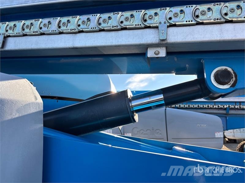 Genie S-85 T4F 4WD Diesel Telescopic Boom Lift Nacelles télescopiques