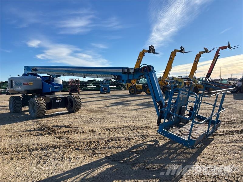 Genie S-85 T4F 4WD Diesel Telescopic Boom Lift Nacelles télescopiques