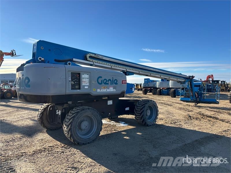 Genie S-85 T4F 4WD Diesel Telescopic Boom Lift Nacelles télescopiques