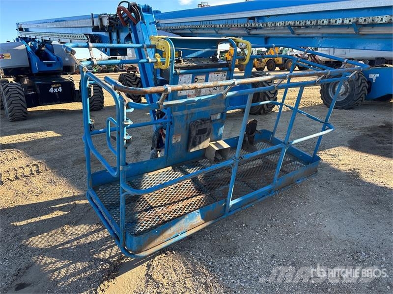 Genie S-85 T4F 4WD Diesel Telescopic Boom Lift Nacelles télescopiques