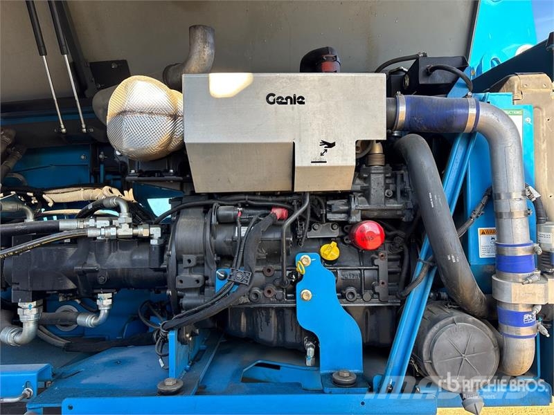 Genie S-85 T4F 4WD Diesel Telescopic Boom Lift Nacelles télescopiques