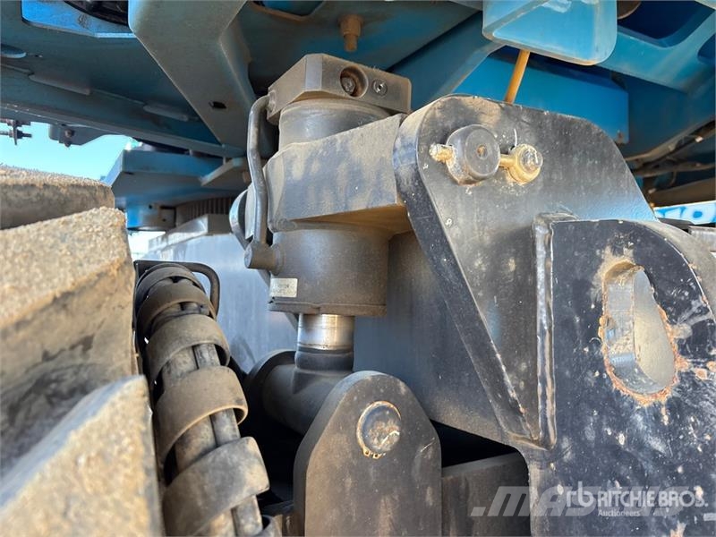 Genie S-85 T4F 4WD Diesel Telescopic Boom Lift Nacelles télescopiques