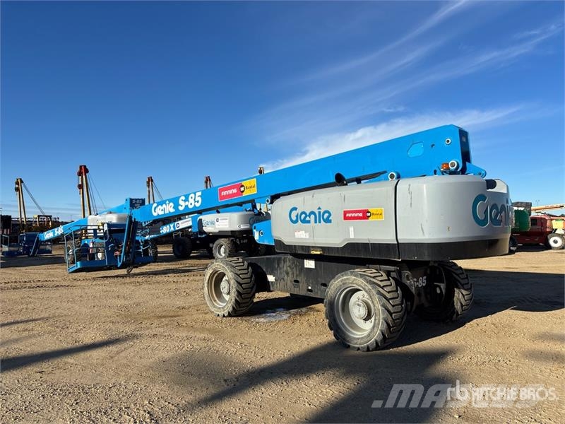Genie S-85 T4F 4WD Diesel Telescopic Boom Lift Nacelles télescopiques