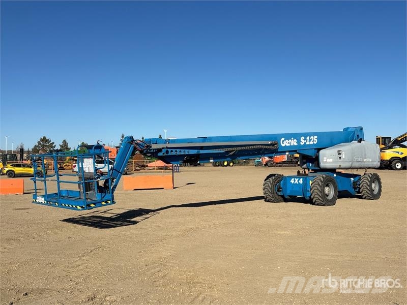 Genie S125 4WD Diesel Telescopic Boom Lift Telescopic boom lifts