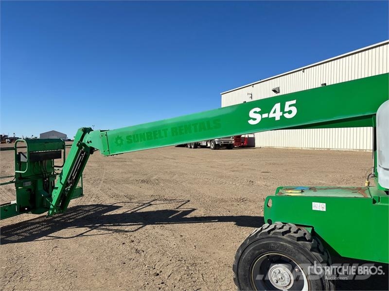 Genie S45 4WD Diesel Telescopic Boom Lift Telescopic boom lifts
