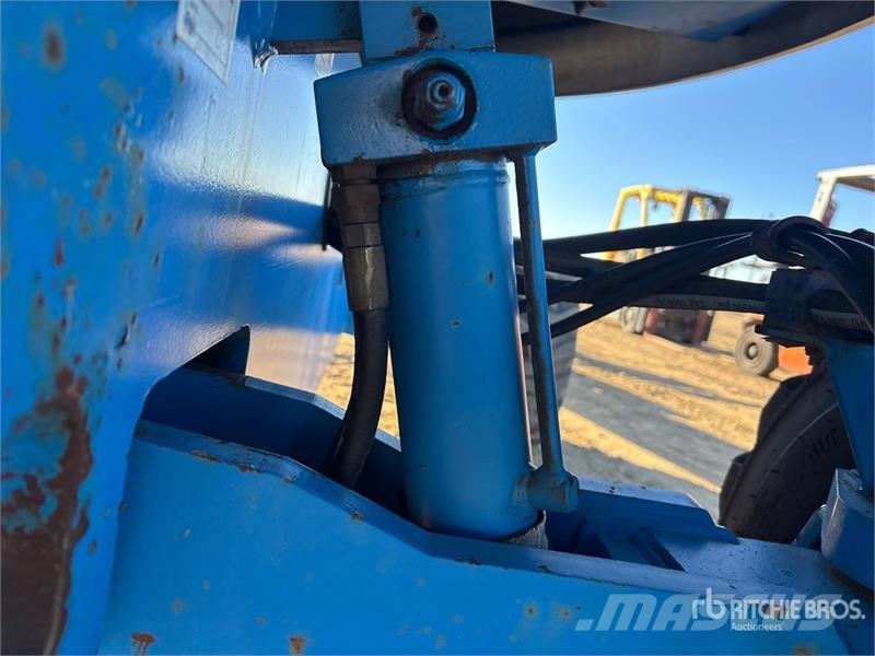 Genie S45 4WD Diesel Telescopic Boom Lift Телескопічні підйомники