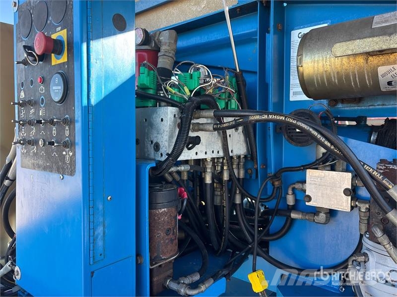 Genie S45 4WD Diesel Telescopic Boom Lift Телескопічні підйомники