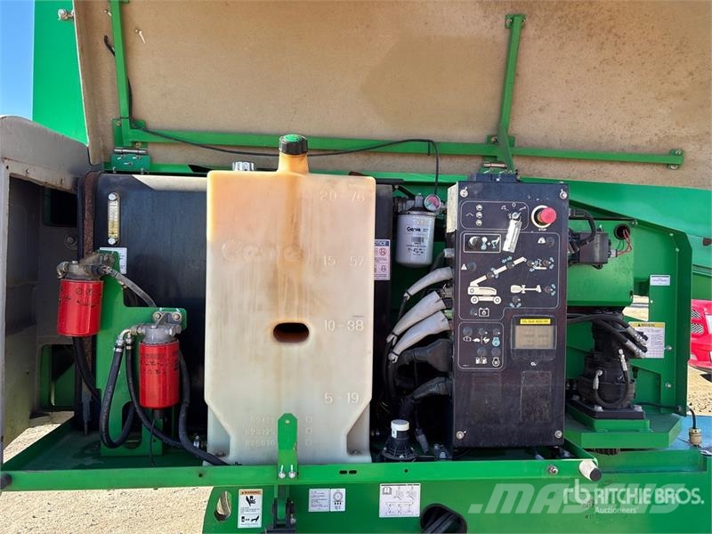Genie S45 4WD Diesel Telescopic Boom Lift Telescopic boom lifts
