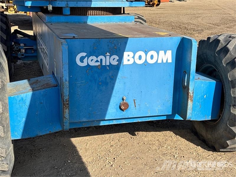 Genie S60 4WD Dual Fuel Telescopic Boom Lift (Inoperable Nacelles télescopiques
