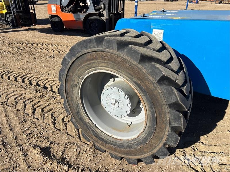Genie S85 4WD Diesel Telescopic Boom Lift Telescopic boom lifts