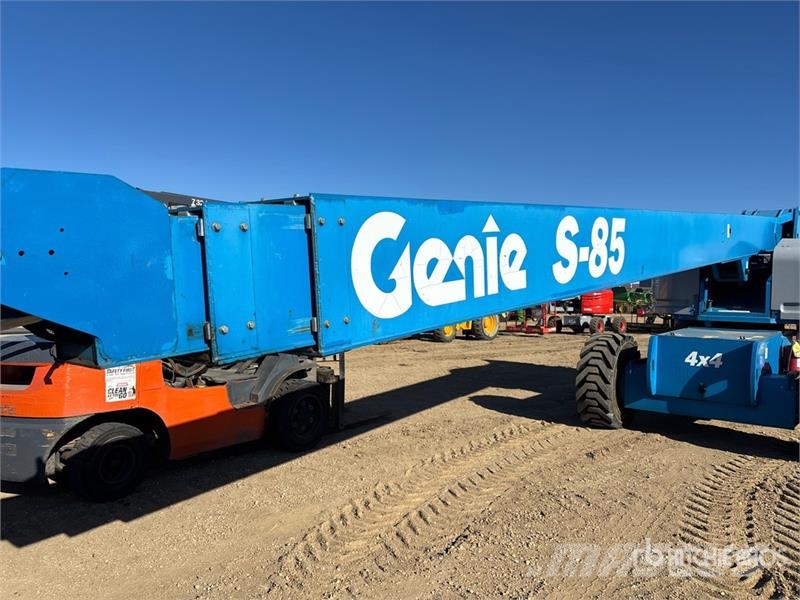 Genie S85 4WD Diesel Telescopic Boom Lift Telescopic boom lifts