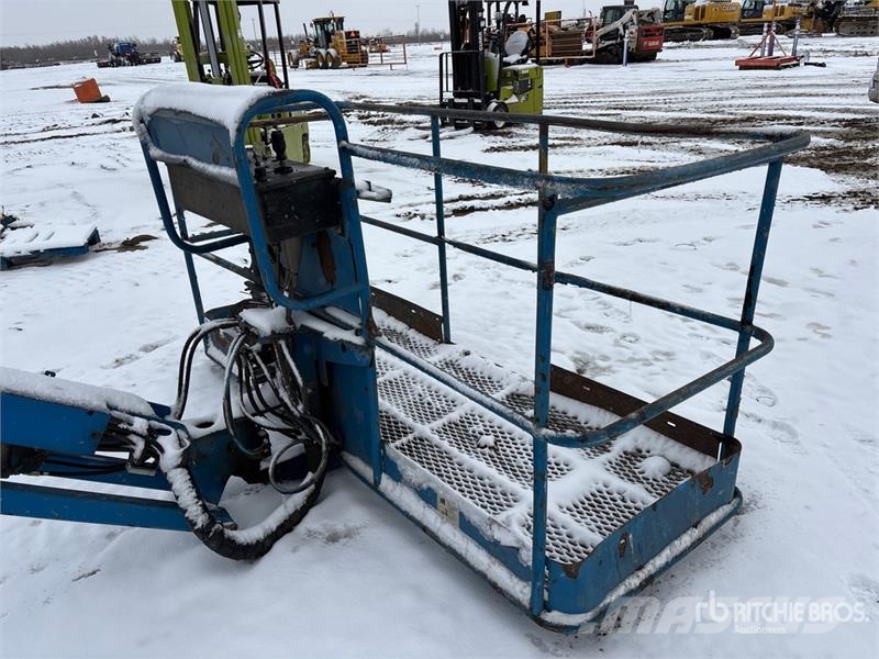 Genie S85 4WD Diesel Telescopic Boom Lift 견인식 전동이동 리프트