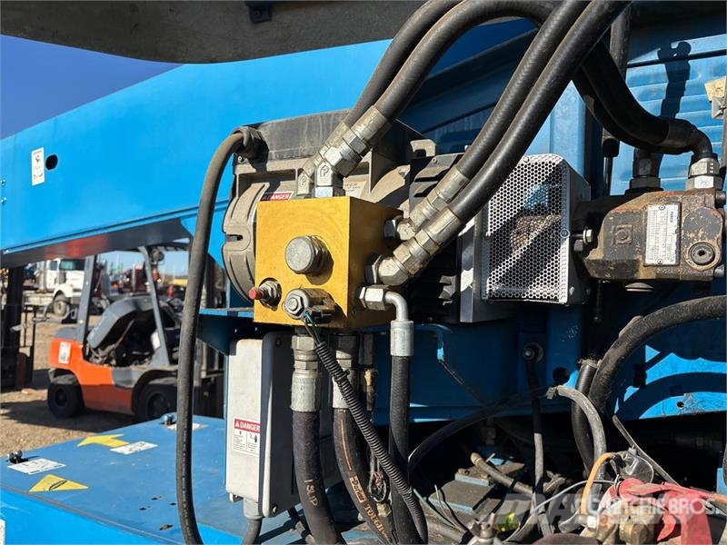 Genie S85 4WD Diesel Telescopic Boom Lift Telescopic boom lifts