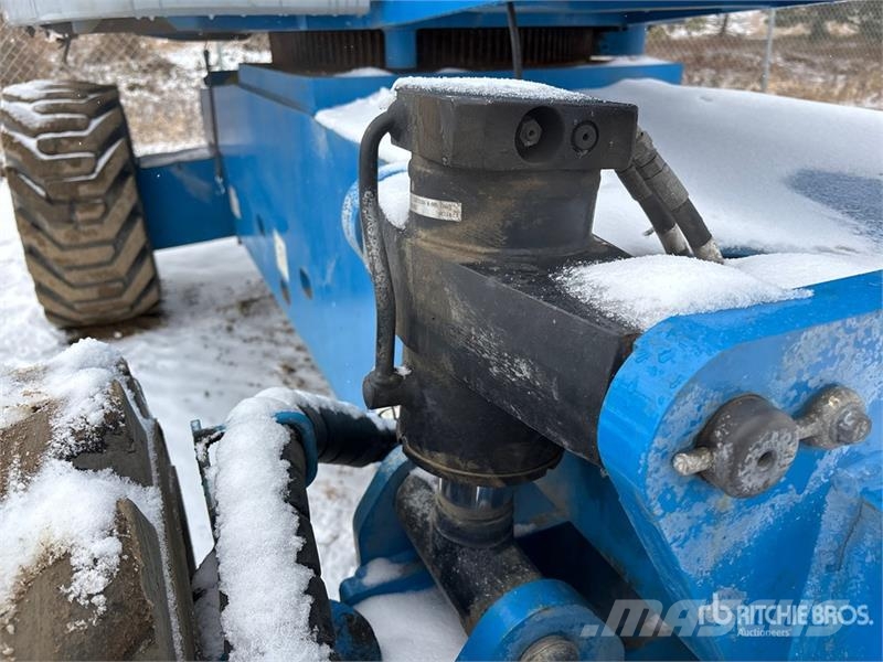 Genie S85 4WD Diesel Telescopic Boom Lift 견인식 전동이동 리프트