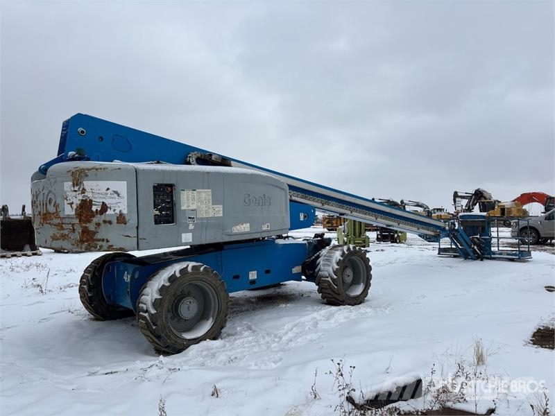 Genie S85 4WD Diesel Telescopic Boom Lift 견인식 전동이동 리프트