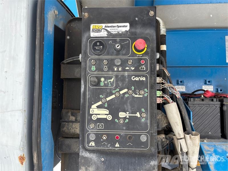 Genie S85 4WD Diesel Telescopic Boom Lift 견인식 전동이동 리프트