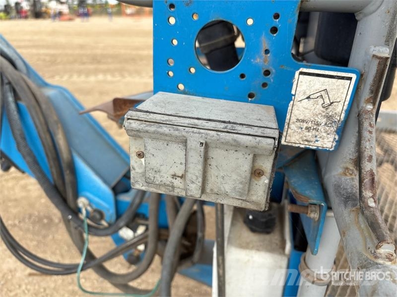 Genie SX-150 4WD Diesel Telescopic Boom Lift Telescopic boom lifts