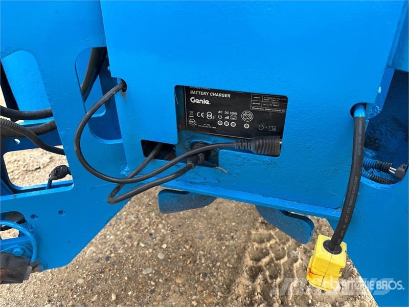 Genie TZ-34 Towable Lift Pótkocsira szerelt emelők és állványok