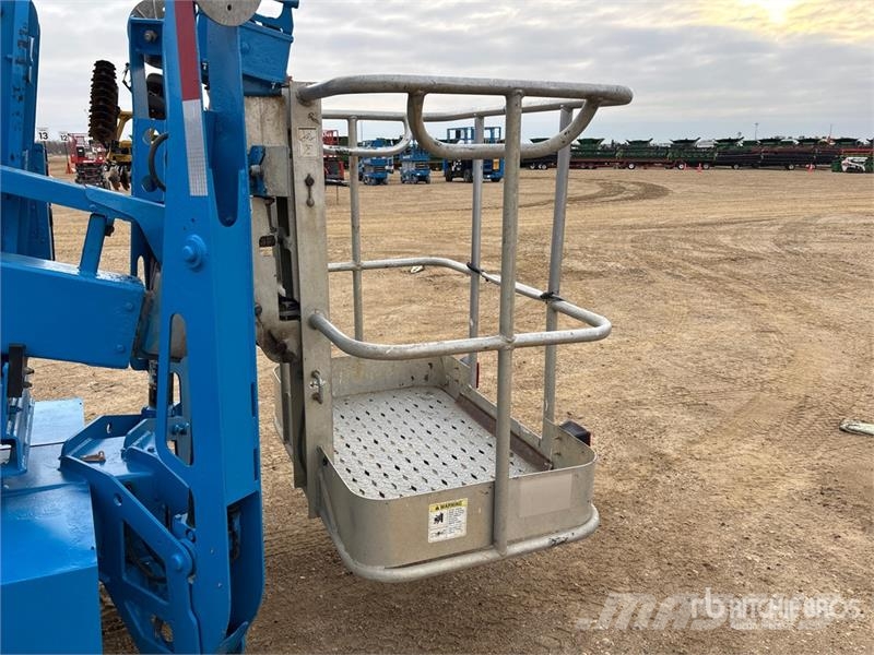 Genie TZ-34 Towable Lift Pótkocsira szerelt emelők és állványok