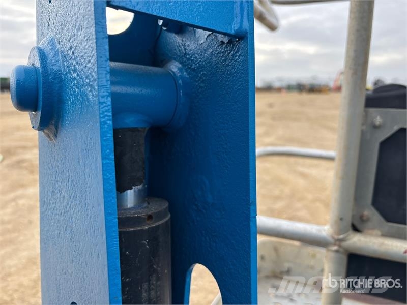 Genie TZ-34 Towable Lift Pótkocsira szerelt emelők és állványok
