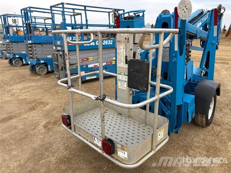Genie TZ-34 Towable Lift Pótkocsira szerelt emelők és állványok