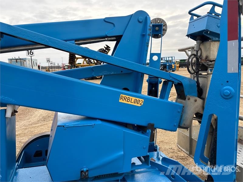 Genie TZ-34 Towable Lift Pótkocsira szerelt emelők és állványok