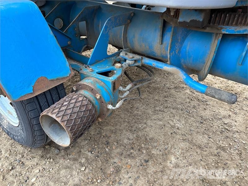 Genie TZ-50 Towable Lift (Inoperable) Trailer mounted platforms